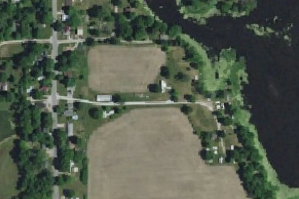 Aerial view of Naomi's Lake Breeze Campground